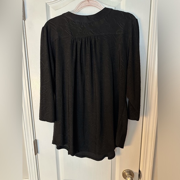 Shannon Ford Women’s Black 3/4 sleeve Blouse 1X - Picture 2 of 5